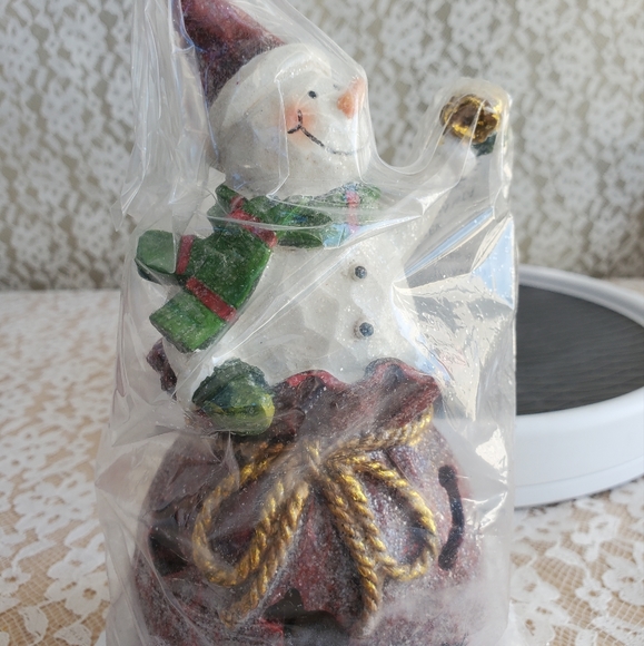 Glittery Light changing Snowman in red sack Home Interiors NEW - Picture 11 of 14